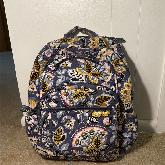 Floral Patterned Backpack - Picture 1 of 8